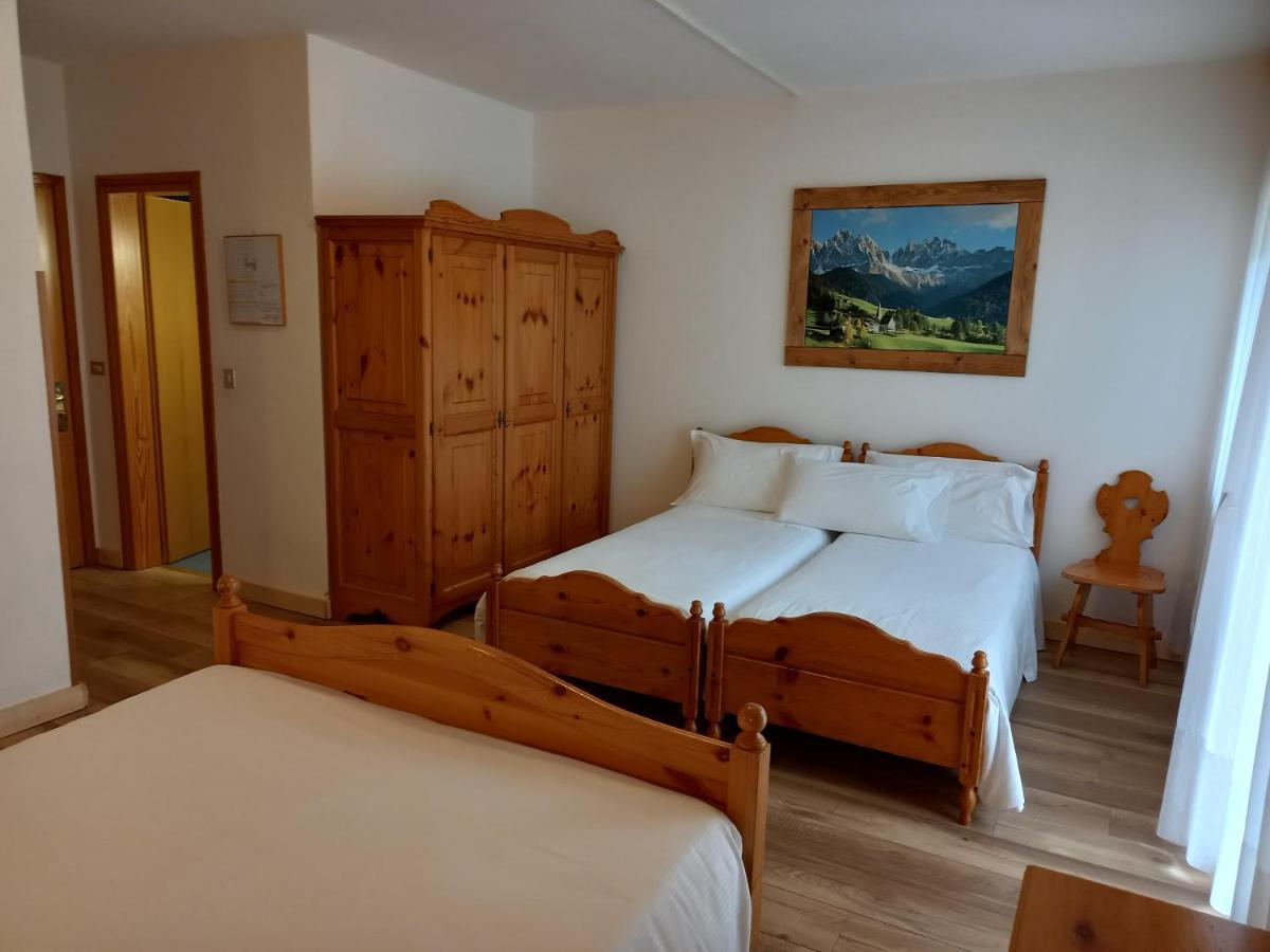 Albergo Scoiattolo 팔카데 외부 사진