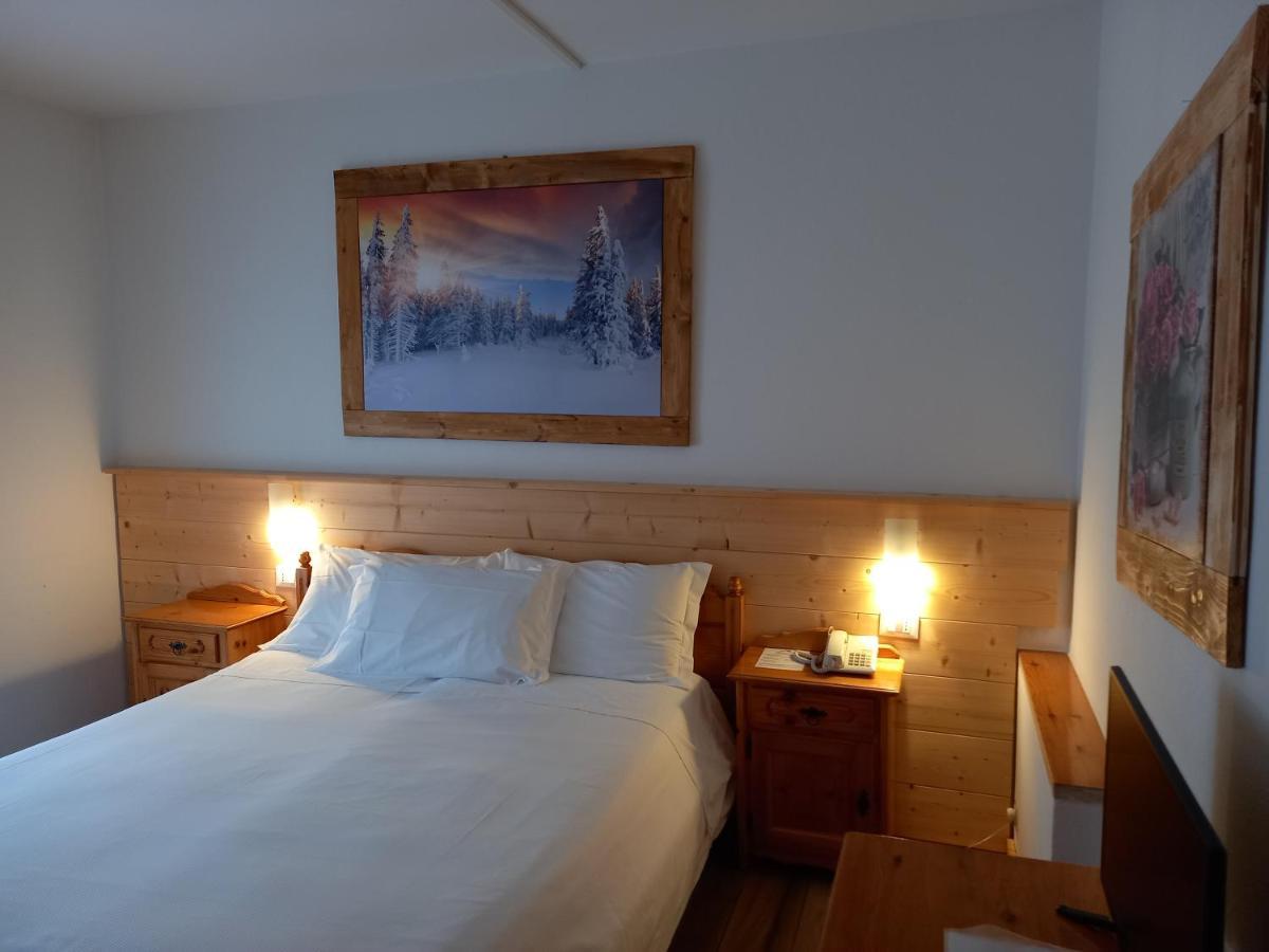 Albergo Scoiattolo 팔카데 외부 사진