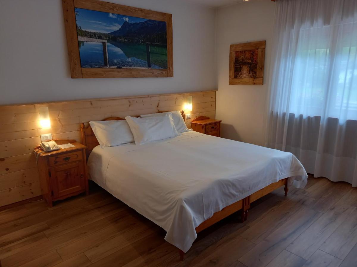 Albergo Scoiattolo 팔카데 외부 사진