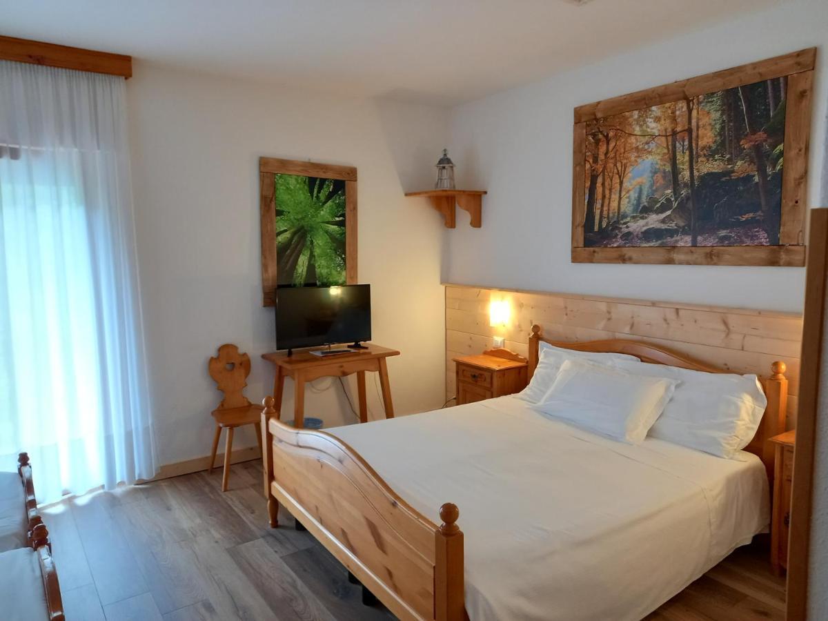 Albergo Scoiattolo 팔카데 외부 사진