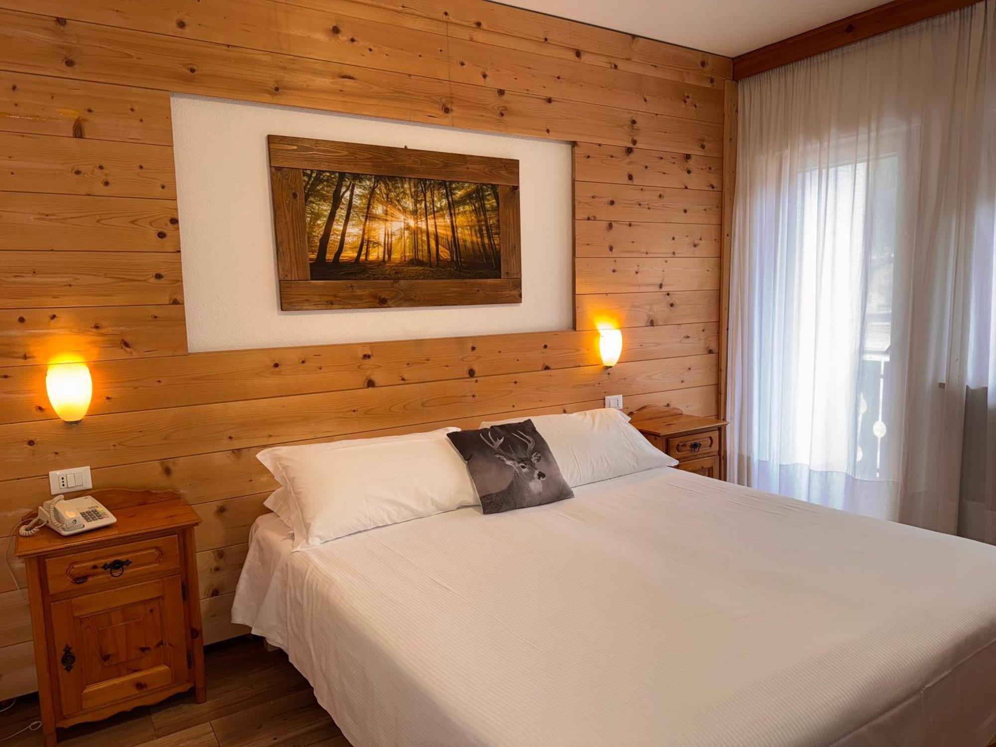 Albergo Scoiattolo 팔카데 외부 사진